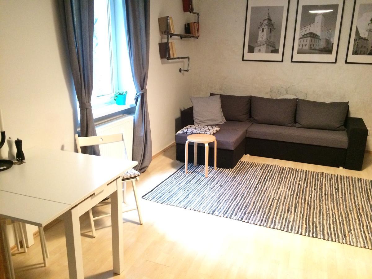 Historical Beer Apartment Bratislava Exterior foto